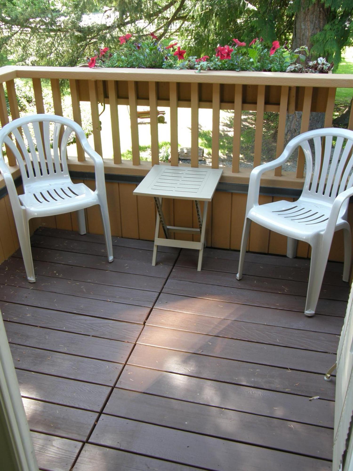Cedar Wood Lodge Bed & Breakfast Inn Port Alberni Exterior foto