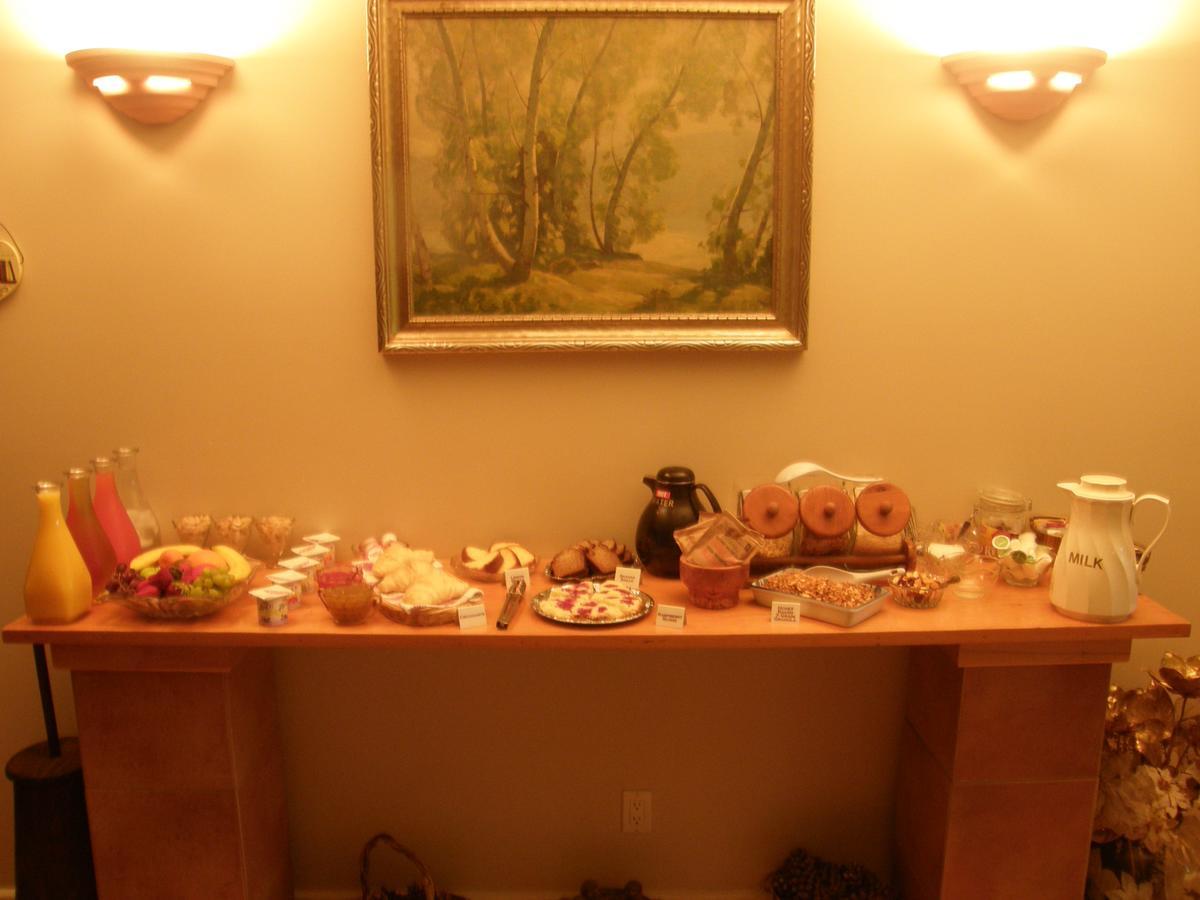 Cedar Wood Lodge Bed & Breakfast Inn Port Alberni Exterior foto